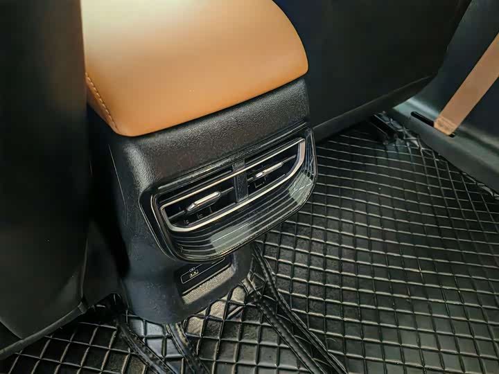 Фото 9 - XPeng P5