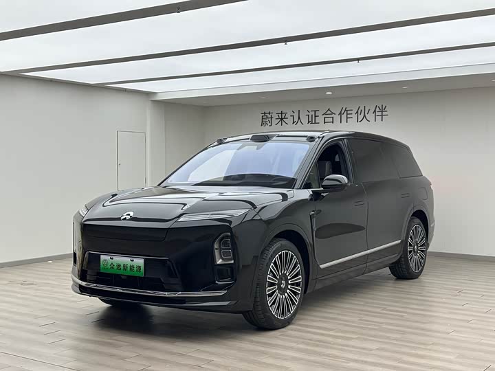 Фото 1 - Nio ES8