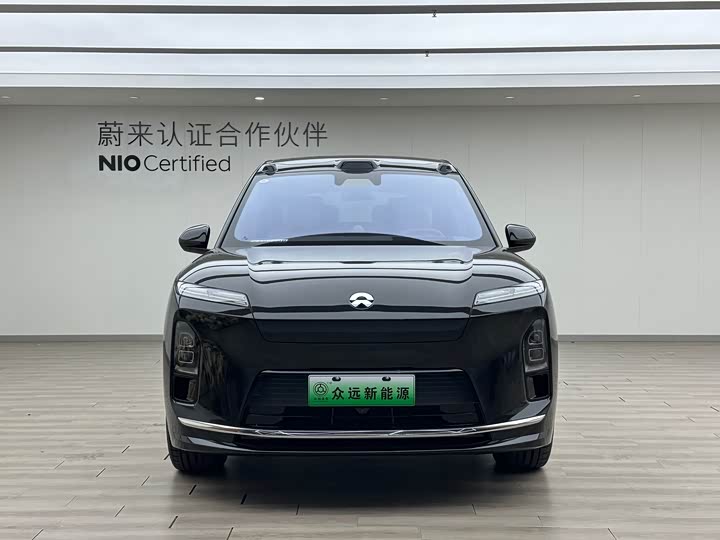 Фото 2 - Nio ES8