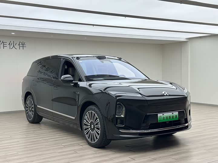 Фото 3 - Nio ES8