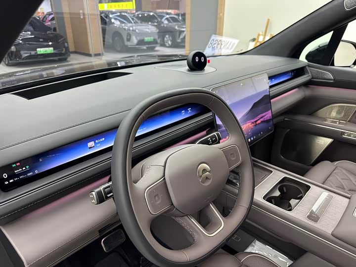 Фото 7 - Nio ES8