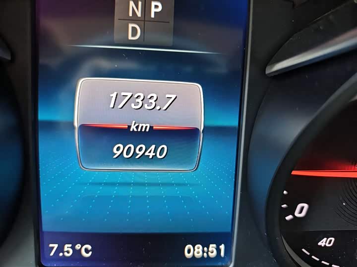 Фото 5 - Mercedes-Benz V-Class