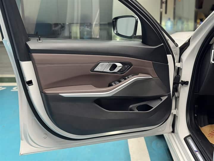 Фото 7 - BMW 3 Series