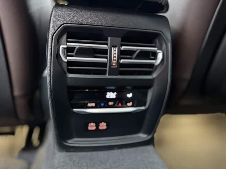 Фото 8 - BMW 3 Series