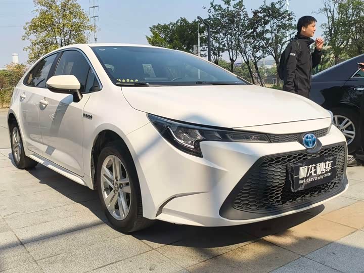 Фото 2 - Toyota Levin