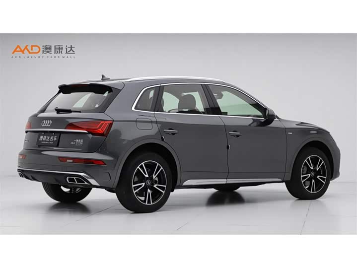 Фото 3 - Audi Q5L