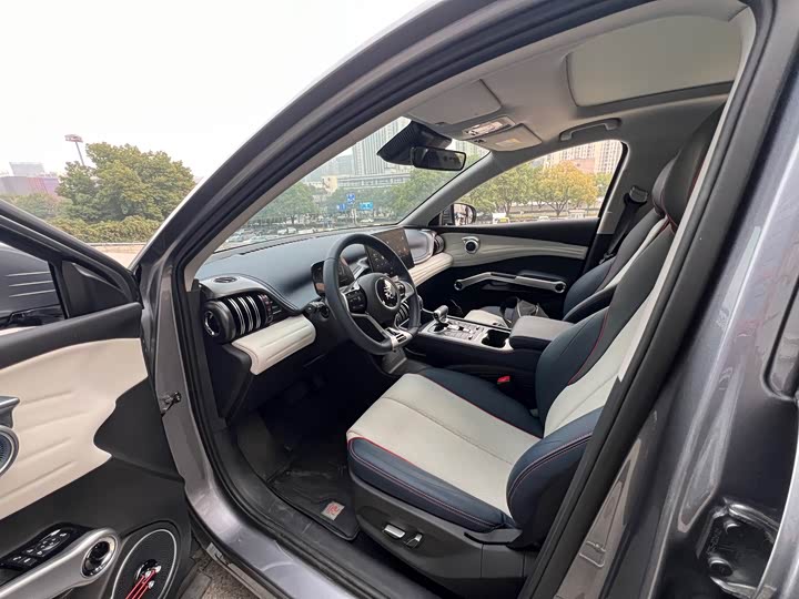 Фото 6 - BYD Yuan Plus