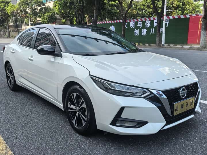 Фото 2 - Nissan Sylphy