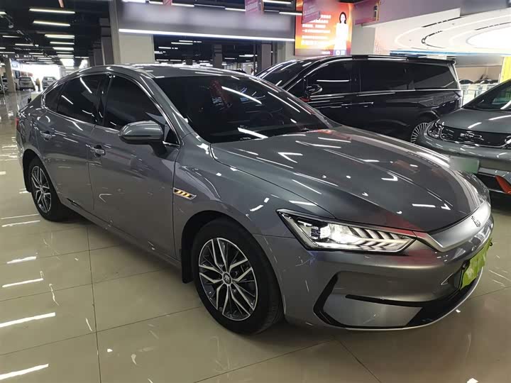 Фото 4 - BYD Qin Plus