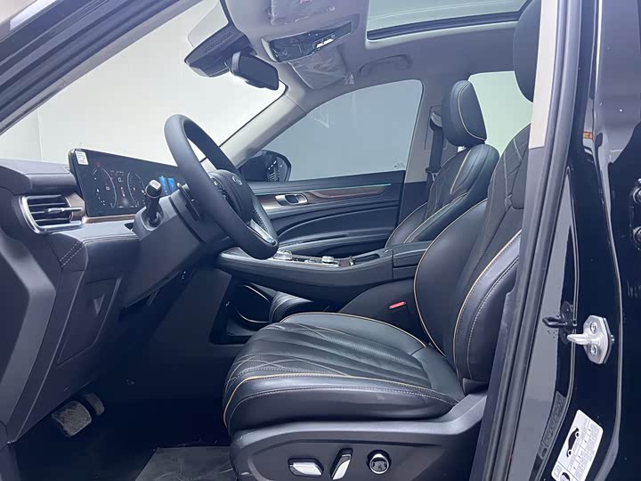 Фото 4 - Ford Equator