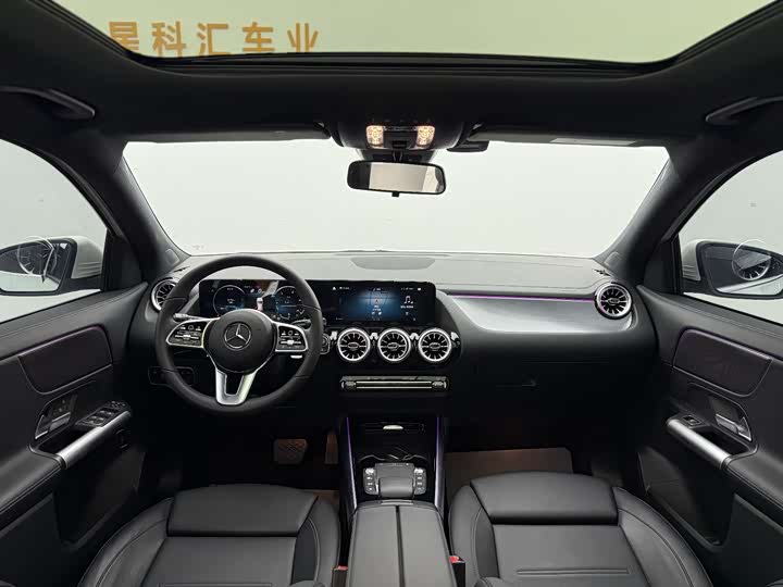 Фото 8 - Mercedes-Benz GLA-Class