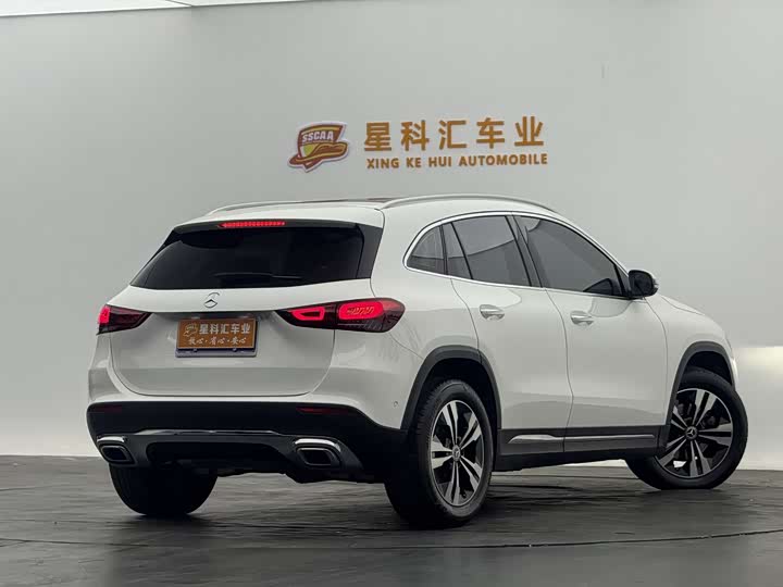 Фото 9 - Mercedes-Benz GLA-Class