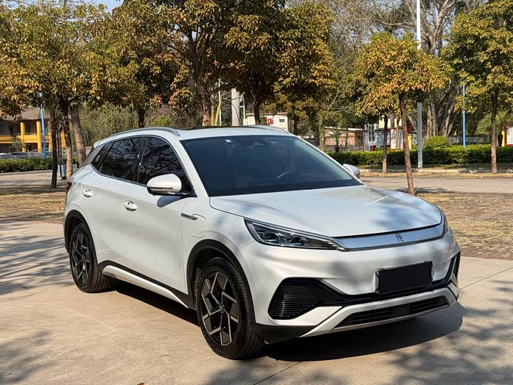 Фото 3 - BYD Yuan Plus