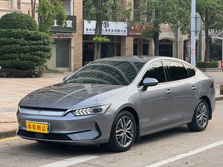 Фото 1 - BYD Qin Plus