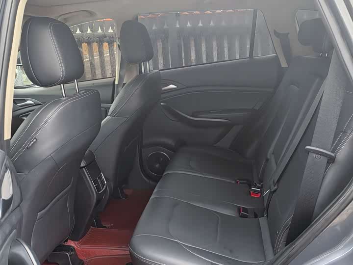 Фото 6 - BYD Song