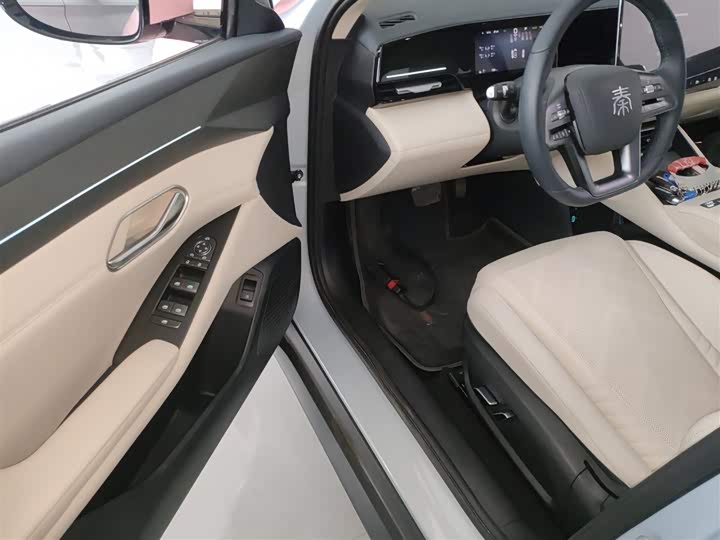 Фото 7 - BYD Qin L