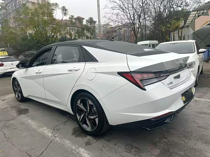 Фото 7 - Hyundai Elantra N line