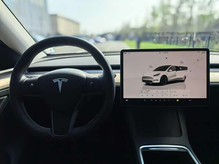 Фото 9 - Tesla Model Y