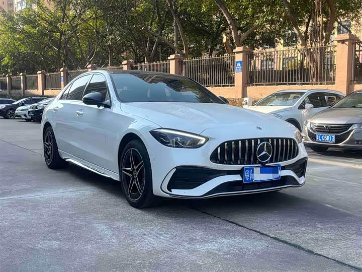 Фото 3 - Mercedes-Benz C-Class