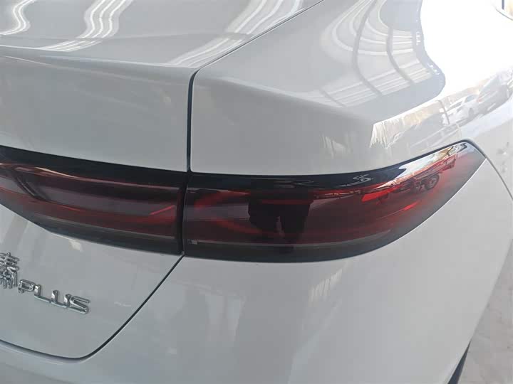 Фото 8 - BYD Qin Plus