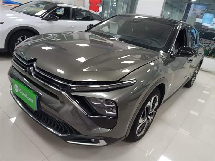 Фото 2 - Citroen C5 X