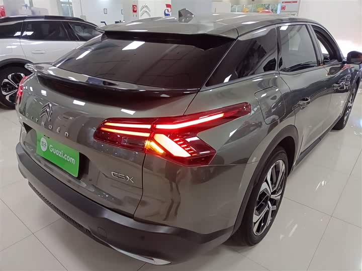 Фото 7 - Citroen C5 X