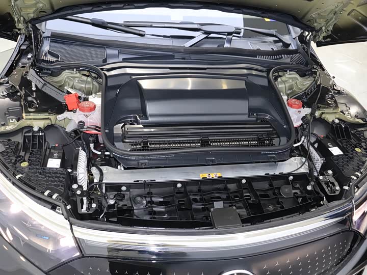 Фото 6 - Mercedes-Benz EQS