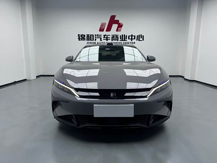 Фото 2 - BYD Han