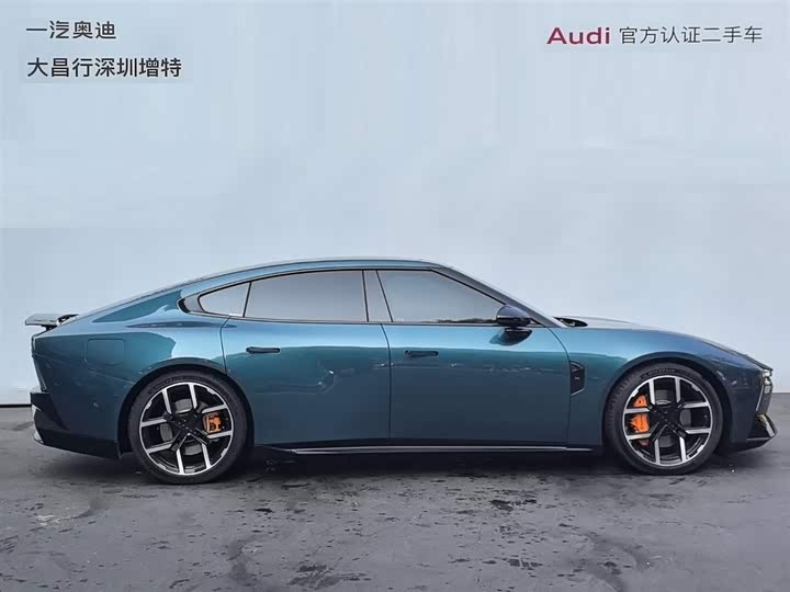 Фото 3 - XPeng P7