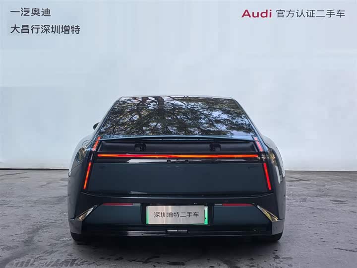 Фото 6 - XPeng P7