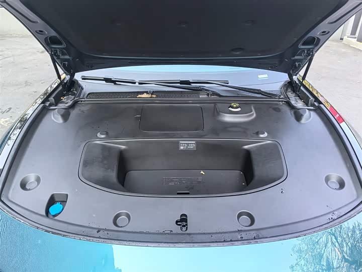 Фото 8 - XPeng P7