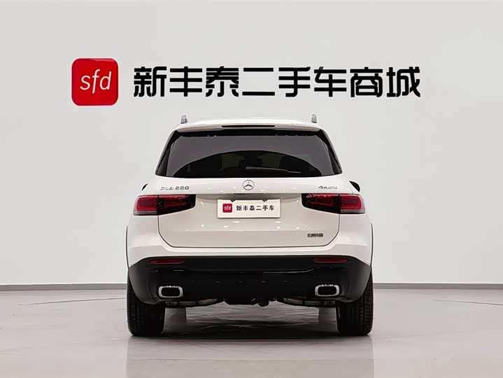 Фото 7 - Mercedes-Benz GLB-Class