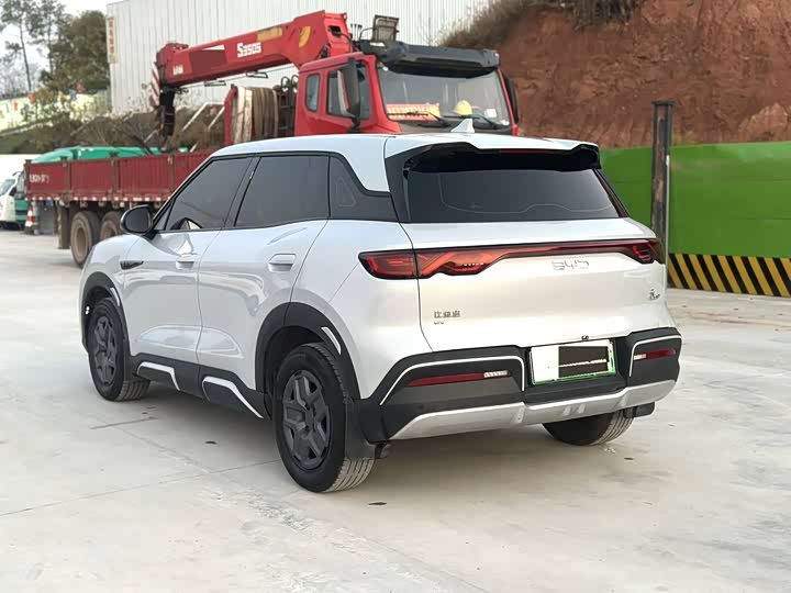 Фото 8 - BYD Yuan Up