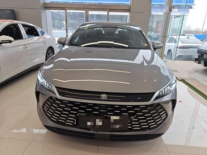 Фото 3 - BYD Qin Plus