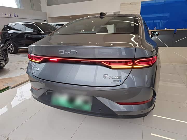 Фото 6 - BYD Qin Plus