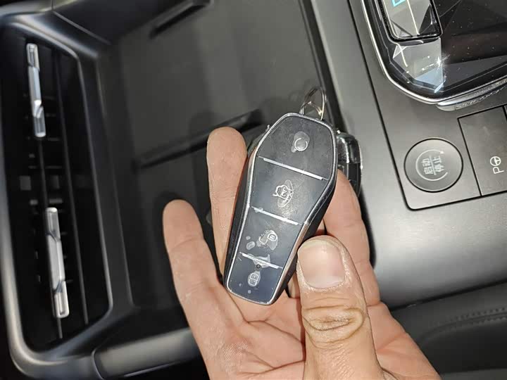 Фото 9 - BYD Qin Plus