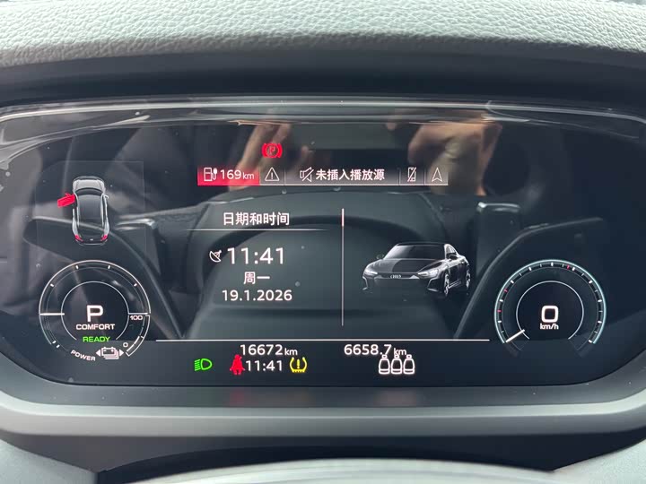 Фото 8 - Audi e-tron GT