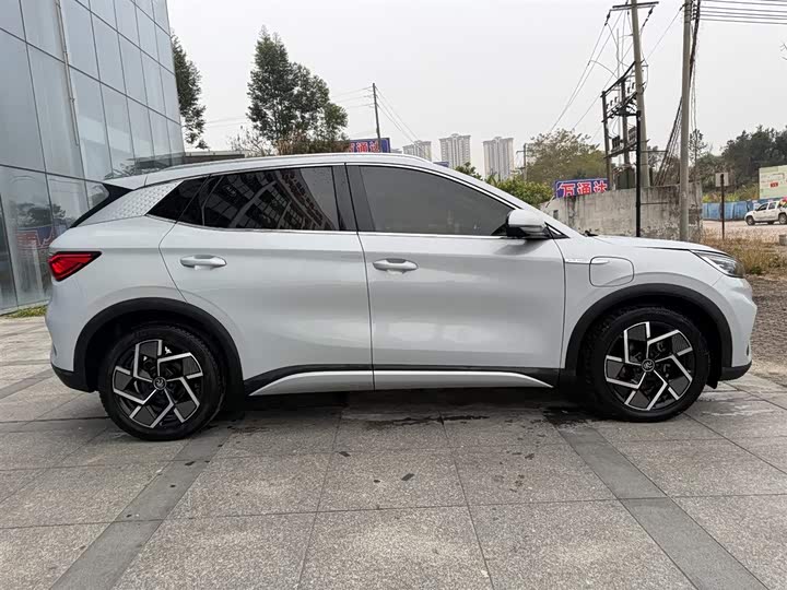 Фото 7 - BYD Yuan Plus