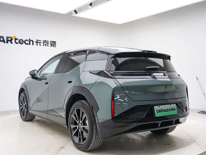 Фото 4 - Zeekr X