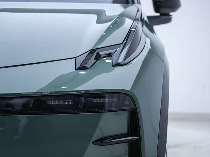 Фото 7 - Zeekr X