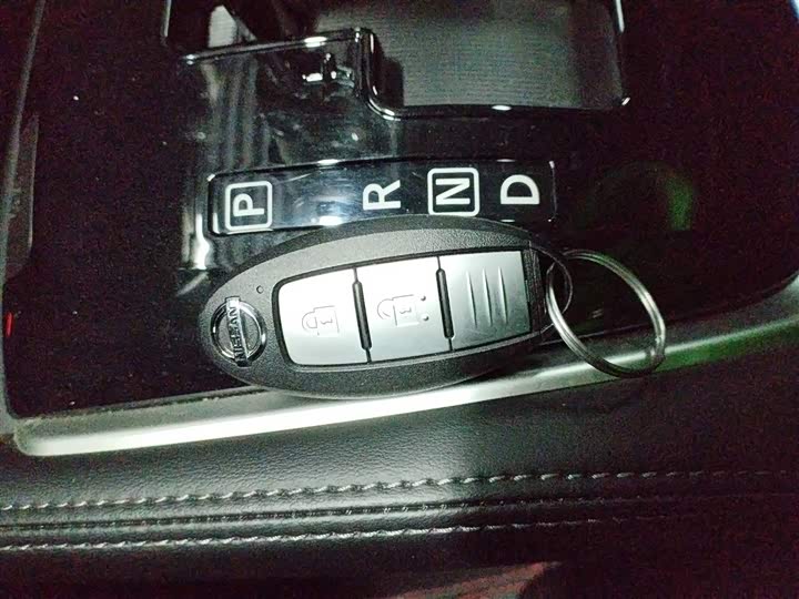 Фото 9 - Nissan X-Trail