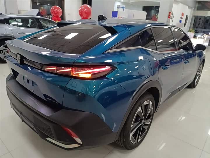 Фото 7 - Peugeot 408X