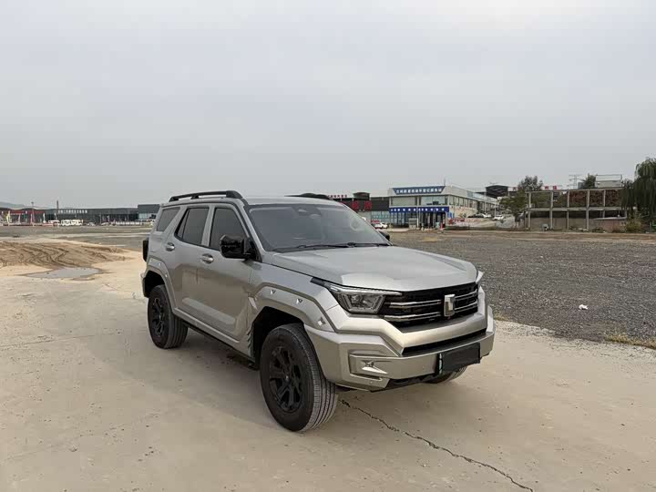 Фото 3 - Tank 400 Hybrid