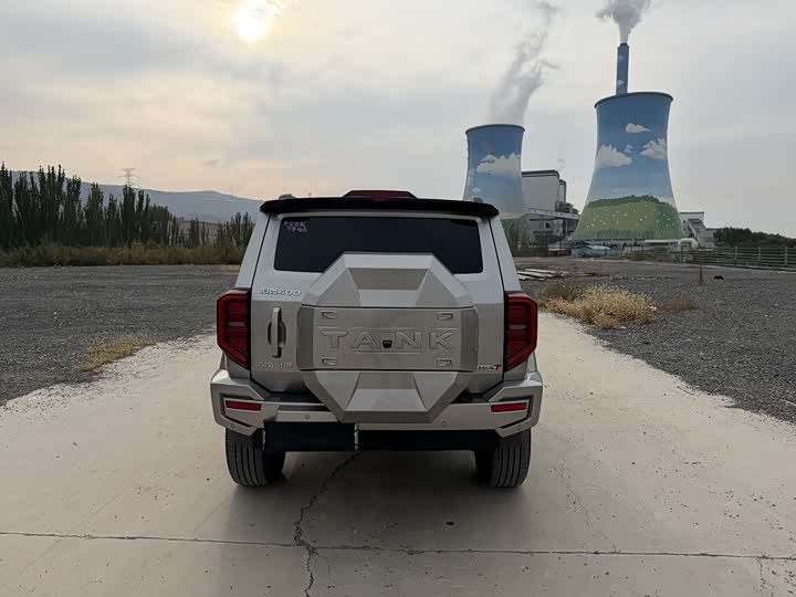 Фото 5 - Tank 400 Hybrid