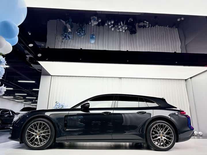 Фото 4 - Porsche Panamera