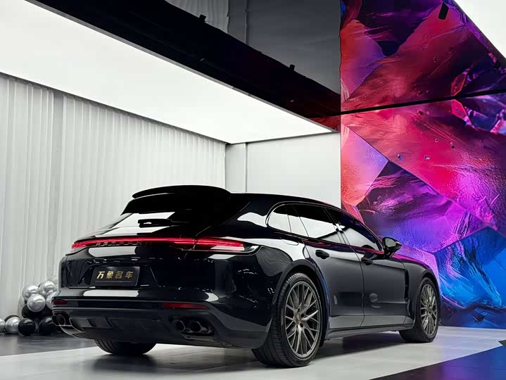 Фото 6 - Porsche Panamera