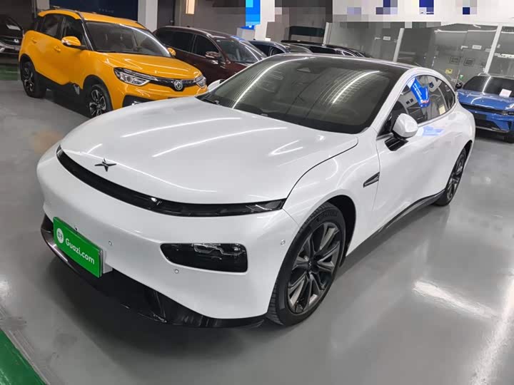 Фото 2 - XPeng P7