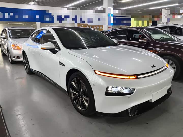 Фото 4 - XPeng P7