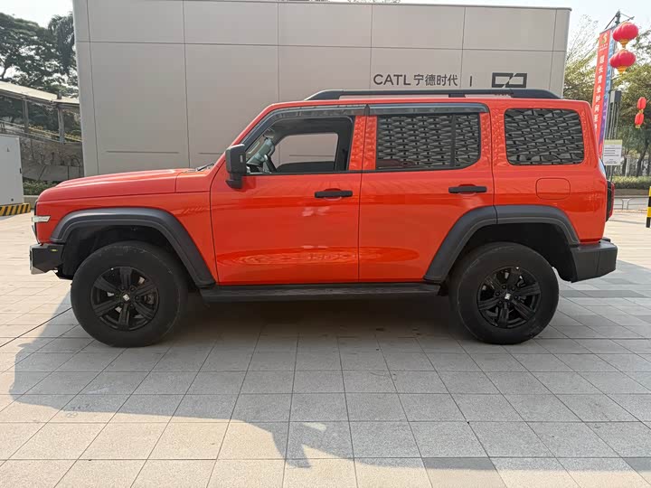 Фото 6 - Tank 300