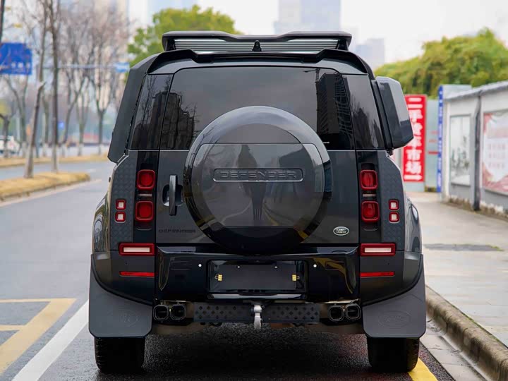 Фото 4 - Land Rover Defender